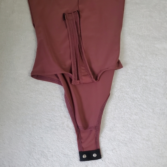 Don't be So Square Spaghetti Strap Bodysuit - Picture 5 of 5